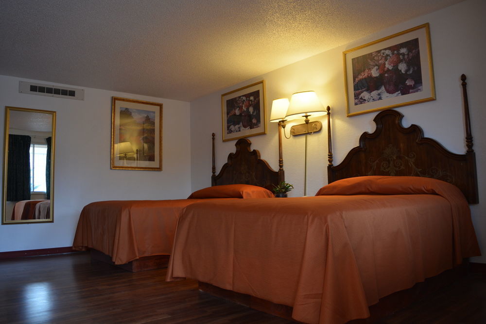 Travelodge By Wyndham Trinidad Eksteriør billede